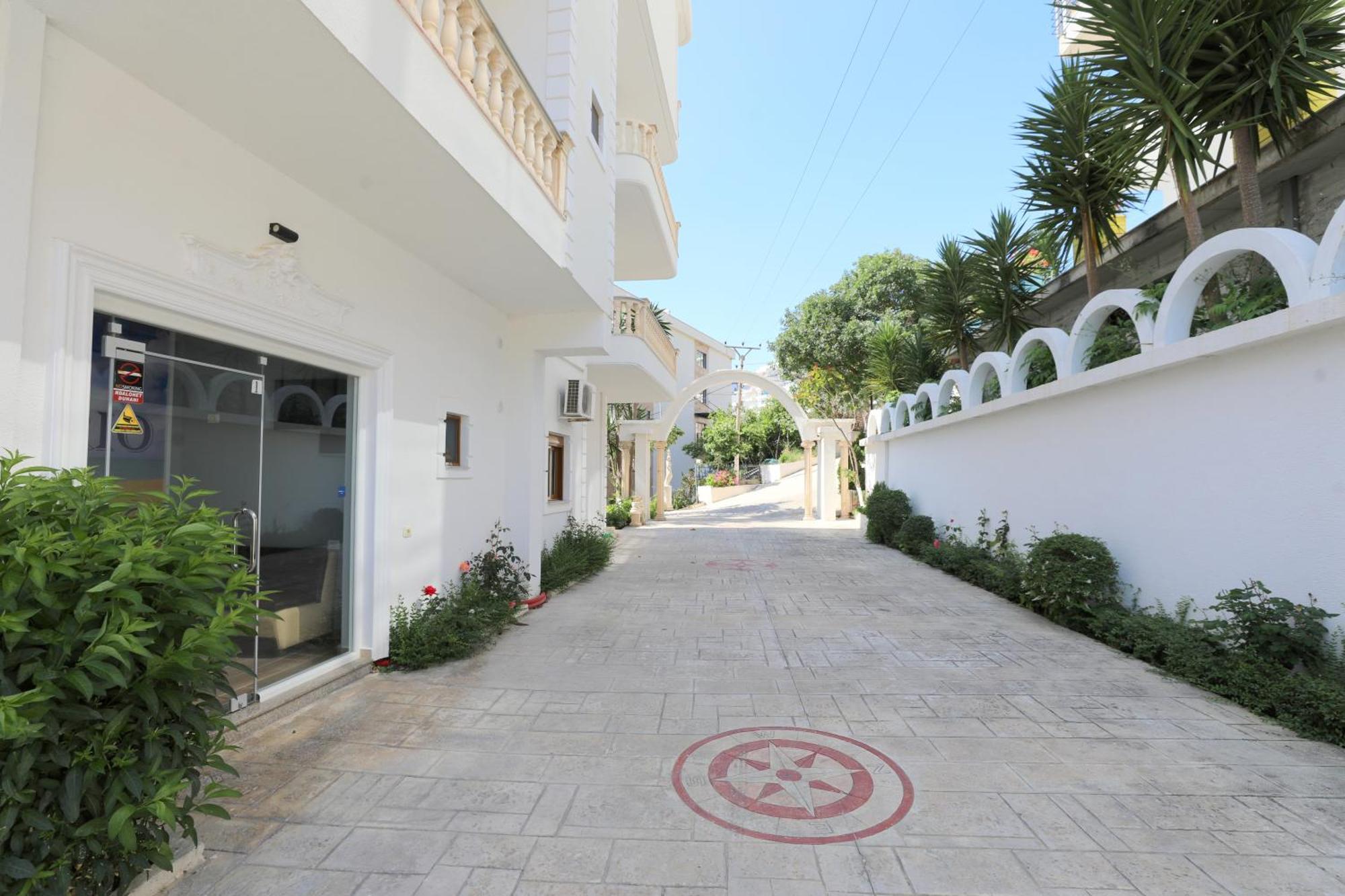 Apartments Romario Sarandë Buitenkant foto