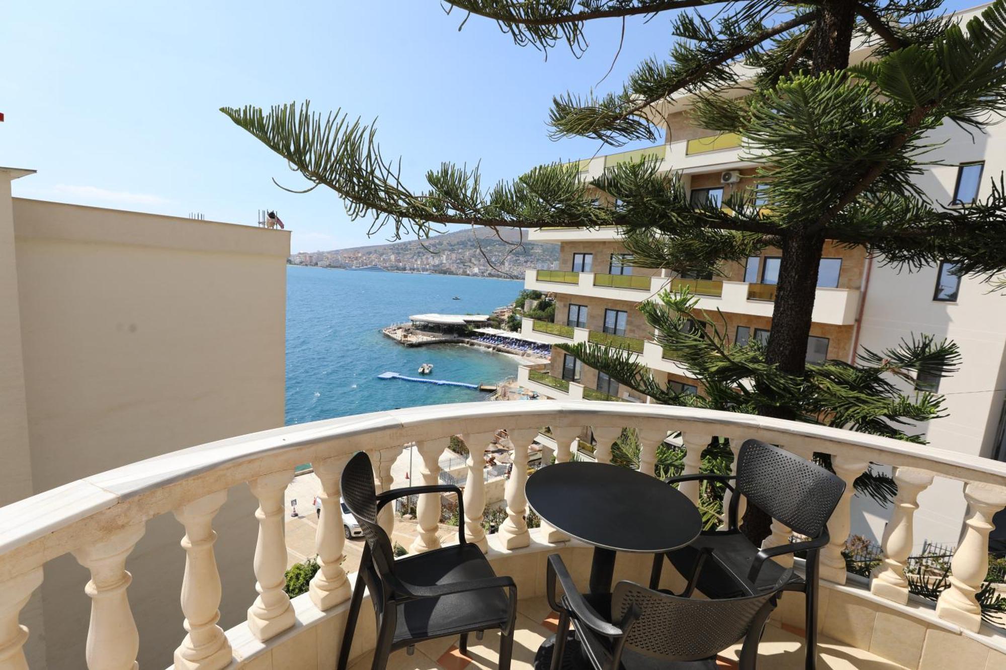 Apartments Romario Sarandë Buitenkant foto