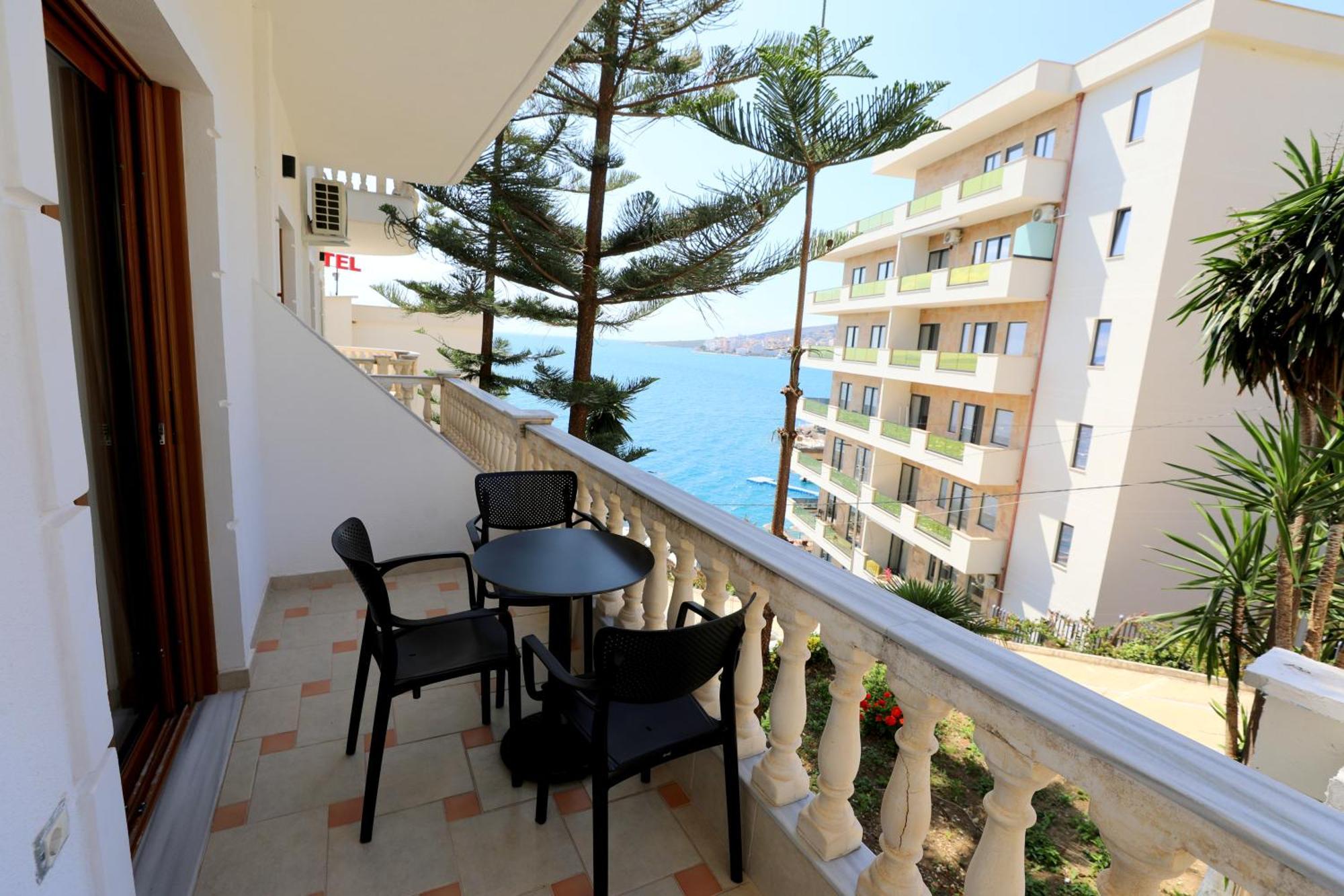 Apartments Romario Sarandë Buitenkant foto