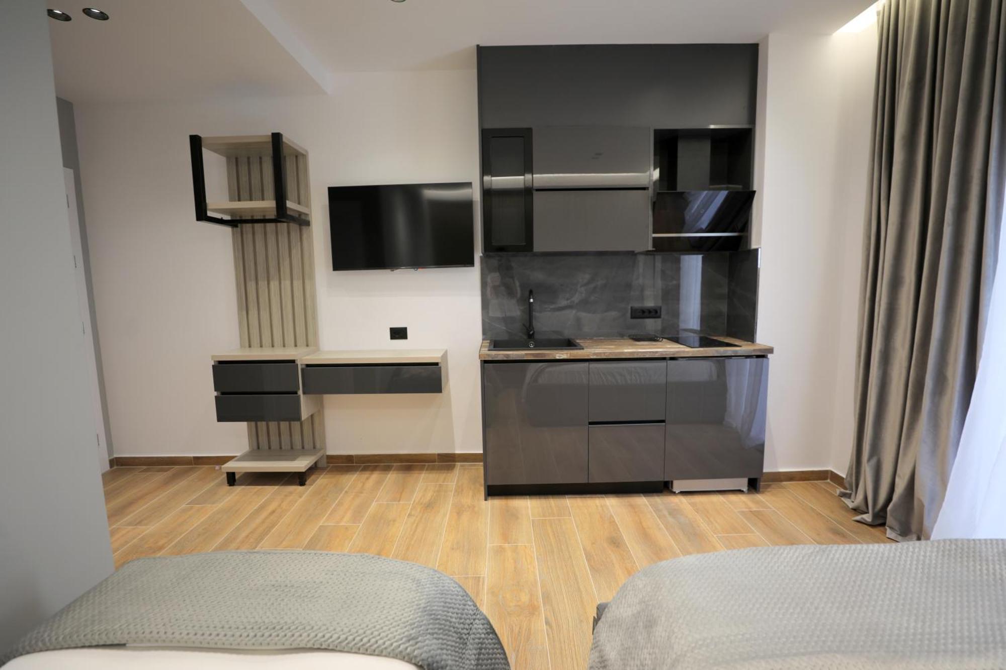 Apartments Romario Sarandë Buitenkant foto