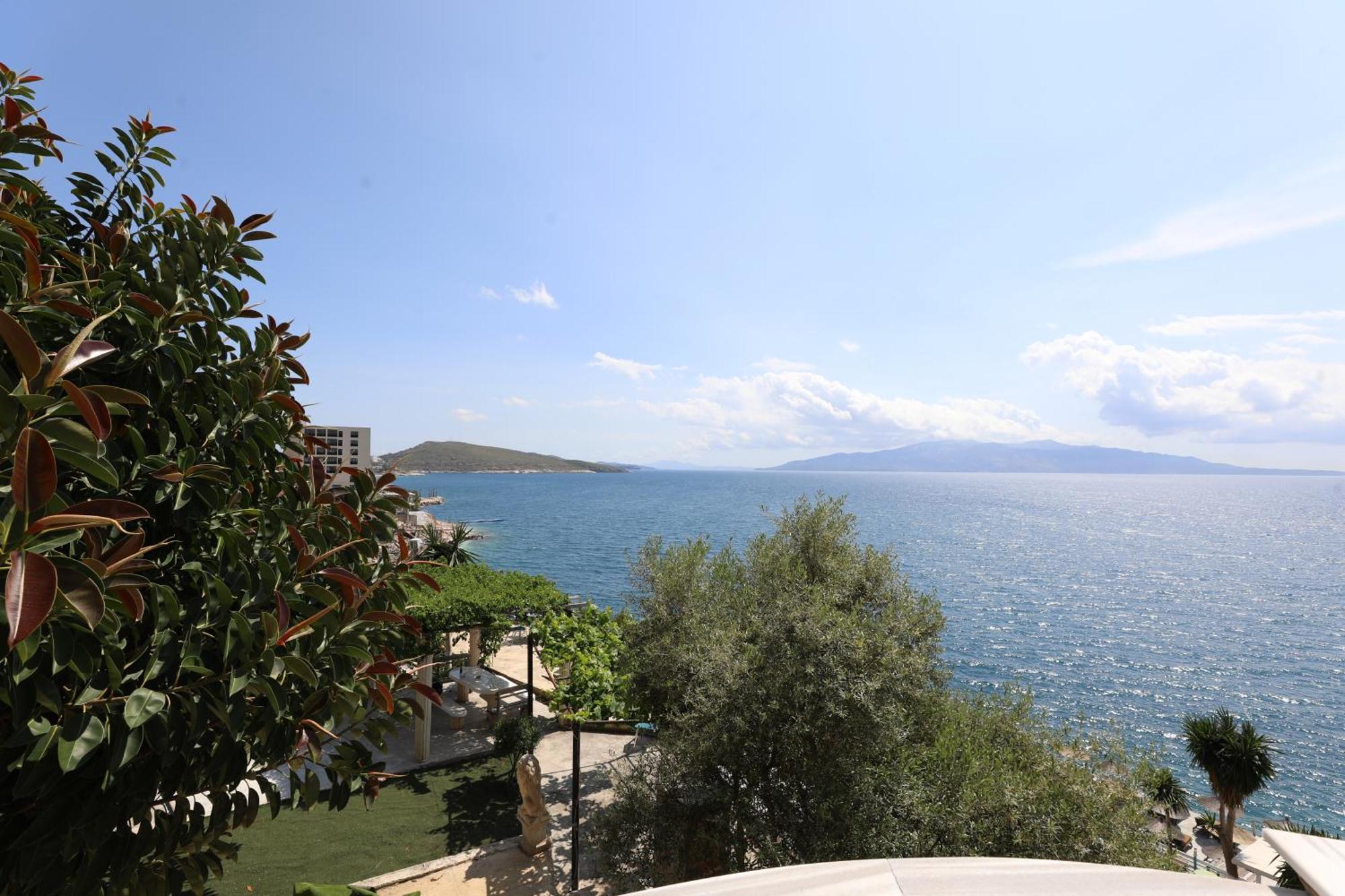 Apartments Romario Sarandë Buitenkant foto