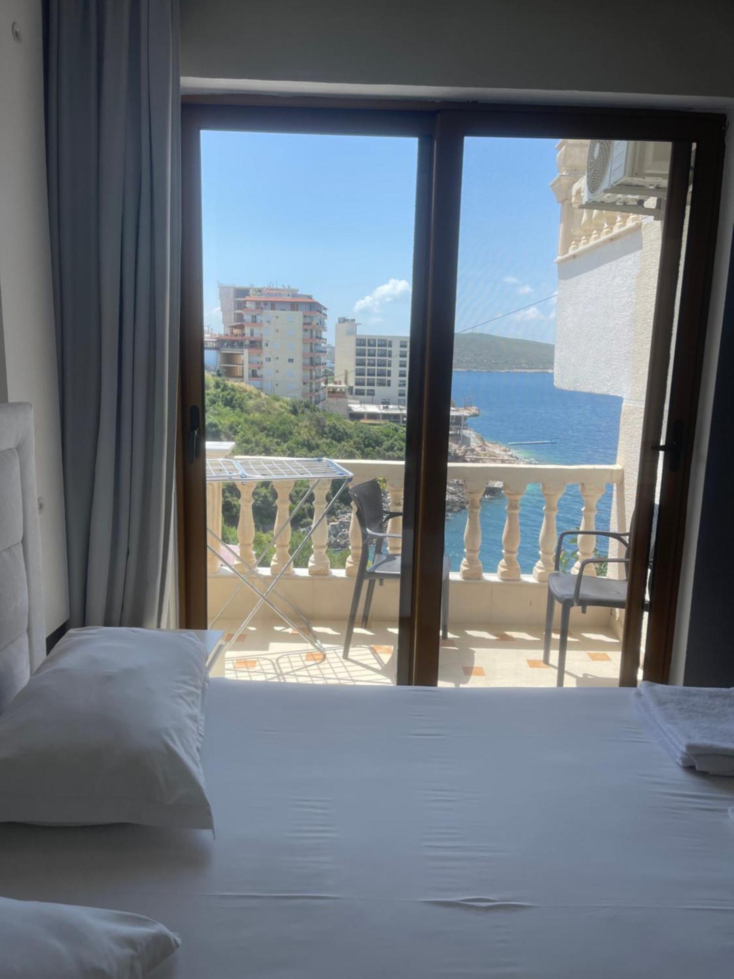 Apartments Romario Sarandë Buitenkant foto